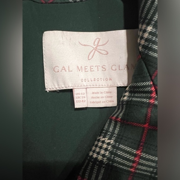 Gal meets glam Parker - Picture 14 of 14